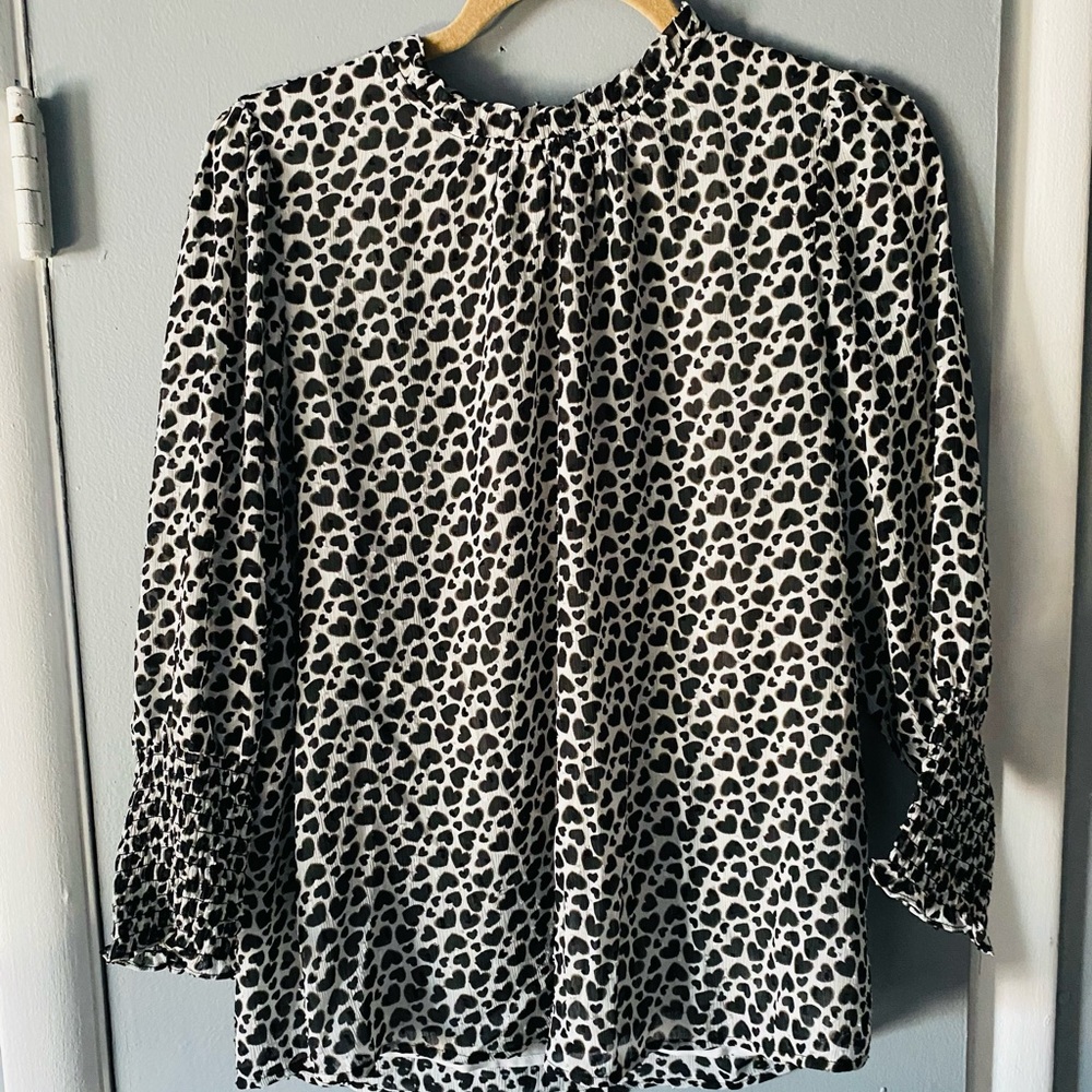 Rachel Zoe heart shirt